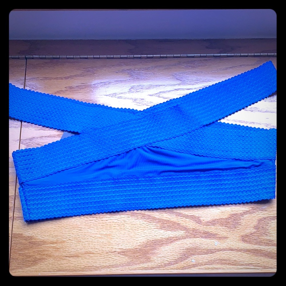 Blue swimsuit top from pretty little thing